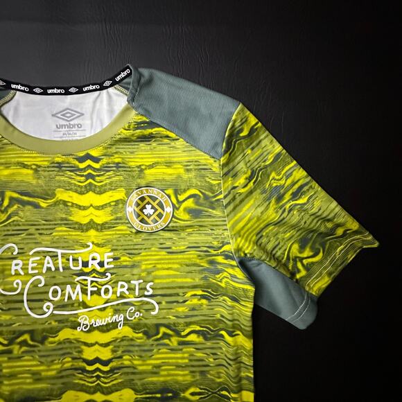 Savannah Clovers Jersey Mens Medium Green Yellow Soccer Authentic 3rd Kit Umbro - Picture 2 of 10